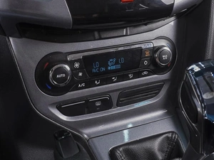 Хетчбэк Ford Focus 2011 года, 759000 рублей, Ростов-на-Дону
