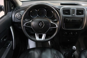 Седан Renault Logan 2020 года, 739000 рублей, Омск