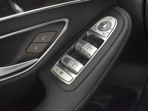 Внедорожник Mercedes-benz GLC-класс 2017 года, 3291900 рублей, Казань