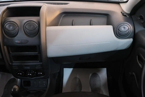 Внедорожник Renault Duster 2018 года, 989000 рублей, Омск