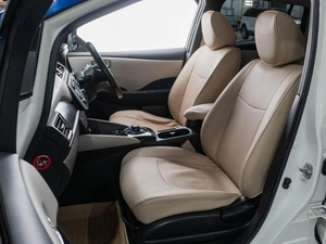 Хетчбэк Nissan Leaf 2017 года, 1649000 рублей, Тюмень