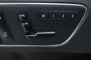 Седан Mercedes-benz E-класс 2012 года, 1998000 рублей, Солонцы