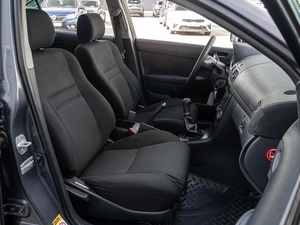 Седан Toyota Avensis 2006 года, 870000 рублей, Краснодар