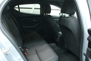 Хетчбэк Mazda 3 2021 года, 1395000 рублей, Красноярск