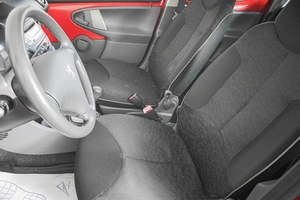 Хетчбэк Peugeot 107 2010 года, 509000 рублей, Кемерово