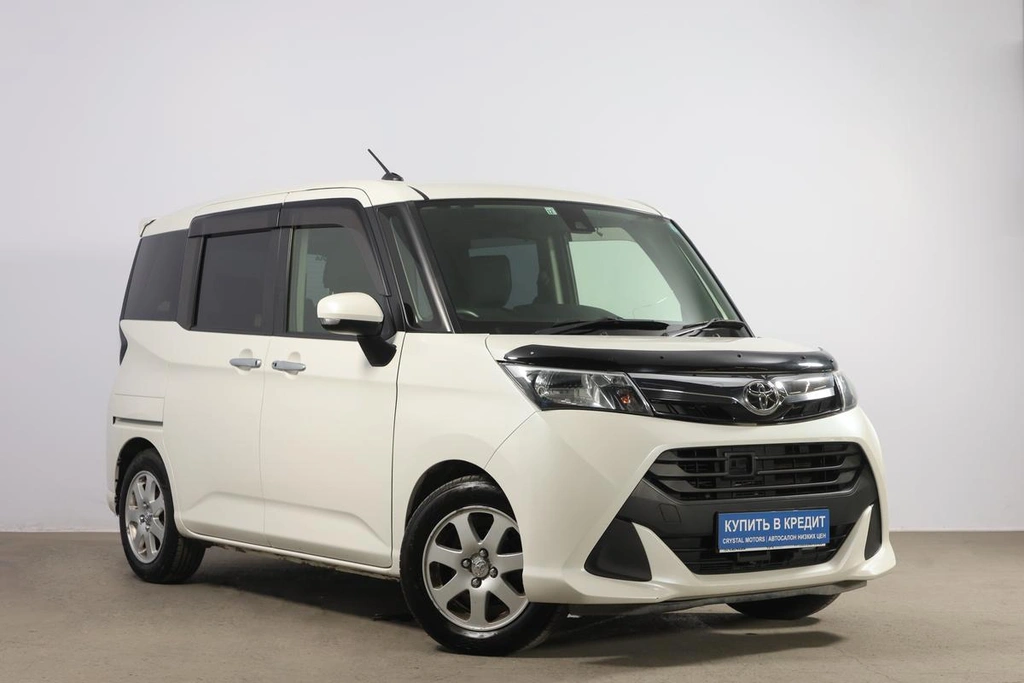Хетчбэк Toyota Tank 2017 года, 969000 рублей, Новосибирск