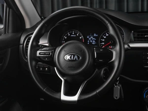 Седан Kia Rio 2017 года, 1299000 рублей, Тюмень