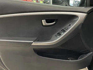 Хетчбэк Hyundai i30 2012 года, 897000 рублей, Солонцы