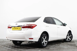 Седан Toyota Corolla 2013 года, 1189000 рублей, Сургут