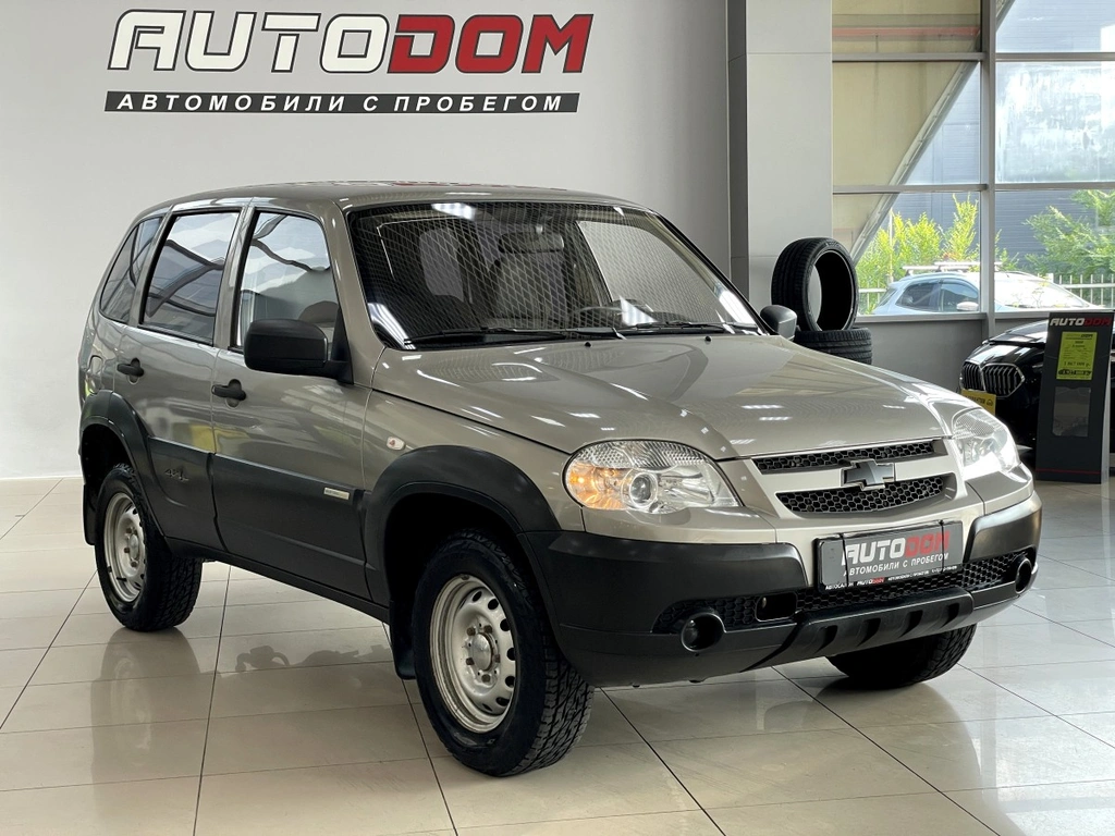 Внедорожник Chevrolet Niva 2012 года, 587000 рублей, Солонцы