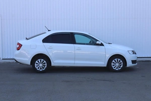 Хэтчбек Skoda Rapid 2017 года, 980000 рублей, Брянск