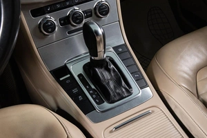 Седан Volkswagen Passat 2013 года, 1179000 рублей, Сургут