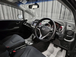 Хетчбэк Honda Fit 2010 года, 749000 рублей, Красноярск