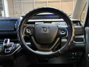 Минивэн Honda Freed 2018 года, 1547000 рублей, Красноярск