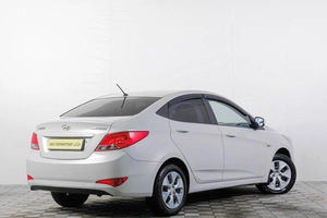 Седан Hyundai Solaris 2014 года, 799000 рублей, Кемерово