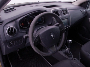 Хетчбэк Renault Sandero Stepway 2015 года, 935000 рублей, Владимир