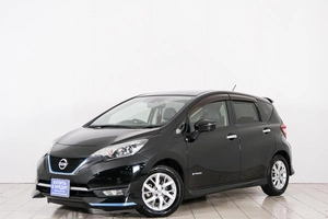 Хетчбэк Nissan Note 2017 года, 1189000 рублей, Красноярск