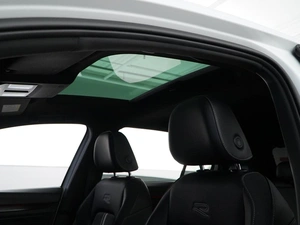 Хетчбэк Volkswagen Golf 2021 года, 2797434 рублей, Москва