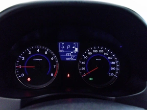 Седан Hyundai Solaris 2015 года, 1035000 рублей, Красноярск