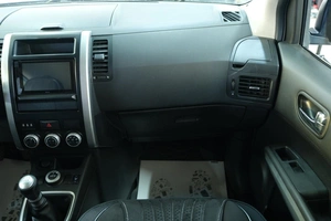 Внедорожник Nissan X-Trail 2010 года, 1089000 рублей, Омск