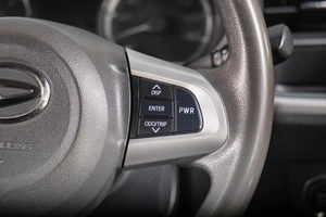 Минивэн Daihatsu Move 2016 года, 799000 рублей, Томск