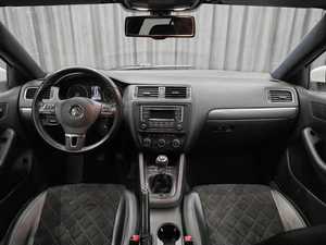 Седан Volkswagen Jetta 2014 года, 730000 рублей, Красноярск