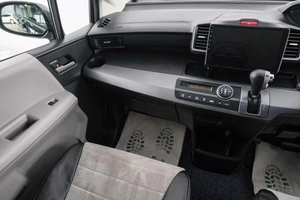 Минивэн Honda Freed 2010 года, 999000 рублей, Красноярск