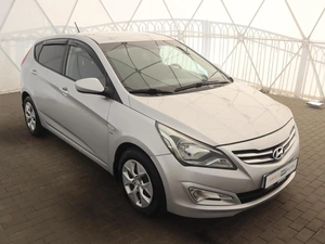 Хэтчбек Hyundai Solaris 2015 года, 890000 рублей, Орёл