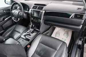 Седан Toyota Camry 2014 года, 1799000 рублей, Красноярск