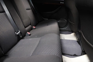 Седан Toyota Avensis 2006 года, 849000 рублей, Новосибирск