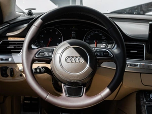 Седан Audi A8 2015 года, 2690000 рублей, Ставрополь