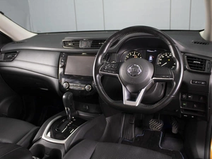 Внедорожник Nissan X-Trail 2018 года, 1969000 рублей, Омск