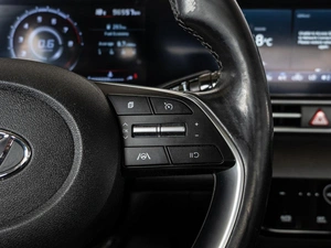 Седан Hyundai Elantra 2021 года, 1875000 рублей, Краснодар