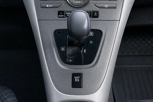 Хетчбэк Toyota Auris 2007 года, 569000 рублей, Челябинск