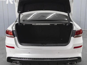 Седан Kia Optima 2018 года, 1840000 рублей, Омск
