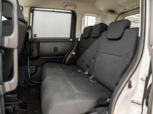 Минивэн Toyota Roomy 2020 года, 1000000 рублей, Красноярск