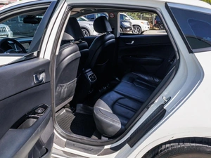 Седан Kia Optima 2019 года, 1420000 рублей, Большой Сочи