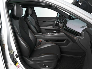 Лифтбек Changan UNI-V 2023 года, 2379000 рублей, Ростов-на-Дону