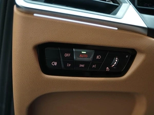 Седан BMW 3 серия 2024 года, 5748888 рублей, Москва