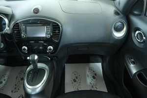 Внедорожник Nissan Juke 2014 года, 1509000 рублей, Омск