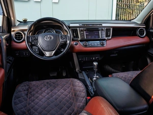 Внедорожник Toyota RAV4 2013 года, 2050000 рублей, Большой Сочи