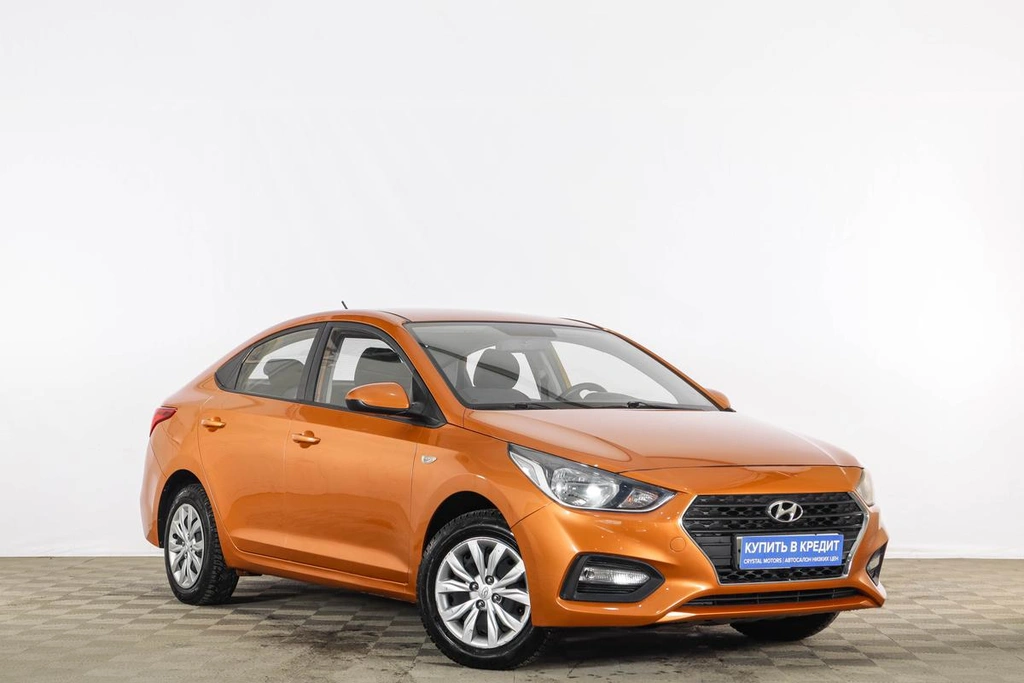 Седан Hyundai Solaris 2019 года, 1359000 рублей, Тюмень