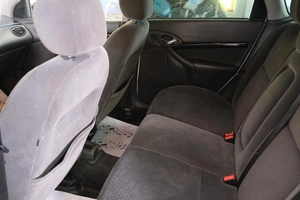 Седан Ford Focus 2004 года, 449000 рублей, Омск