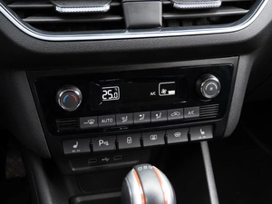 Лифтбек Volkswagen Polo 2022 года, 2130000 рублей, Краснодар