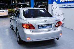Седан Toyota Corolla 2008 года, 733000 рублей, Солонцы