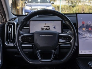 Внедорожник JAECOO J7 2023 года, 2299000 рублей, Большой Сочи