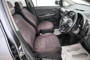 Минивэн Toyota Wish 2004 года, 849000 рублей, Красноярск