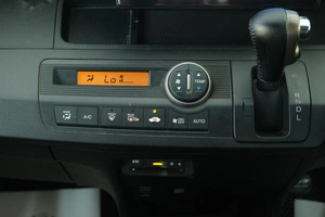 Минивэн Honda Freed 2012 года, 1249000 рублей, Омск