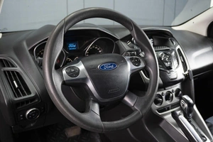 Седан Ford Focus 2012 года, 710000 рублей, Омск