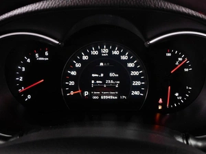 Внедорожник Kia Sorento 2018 года, 2799000 рублей, Тюмень